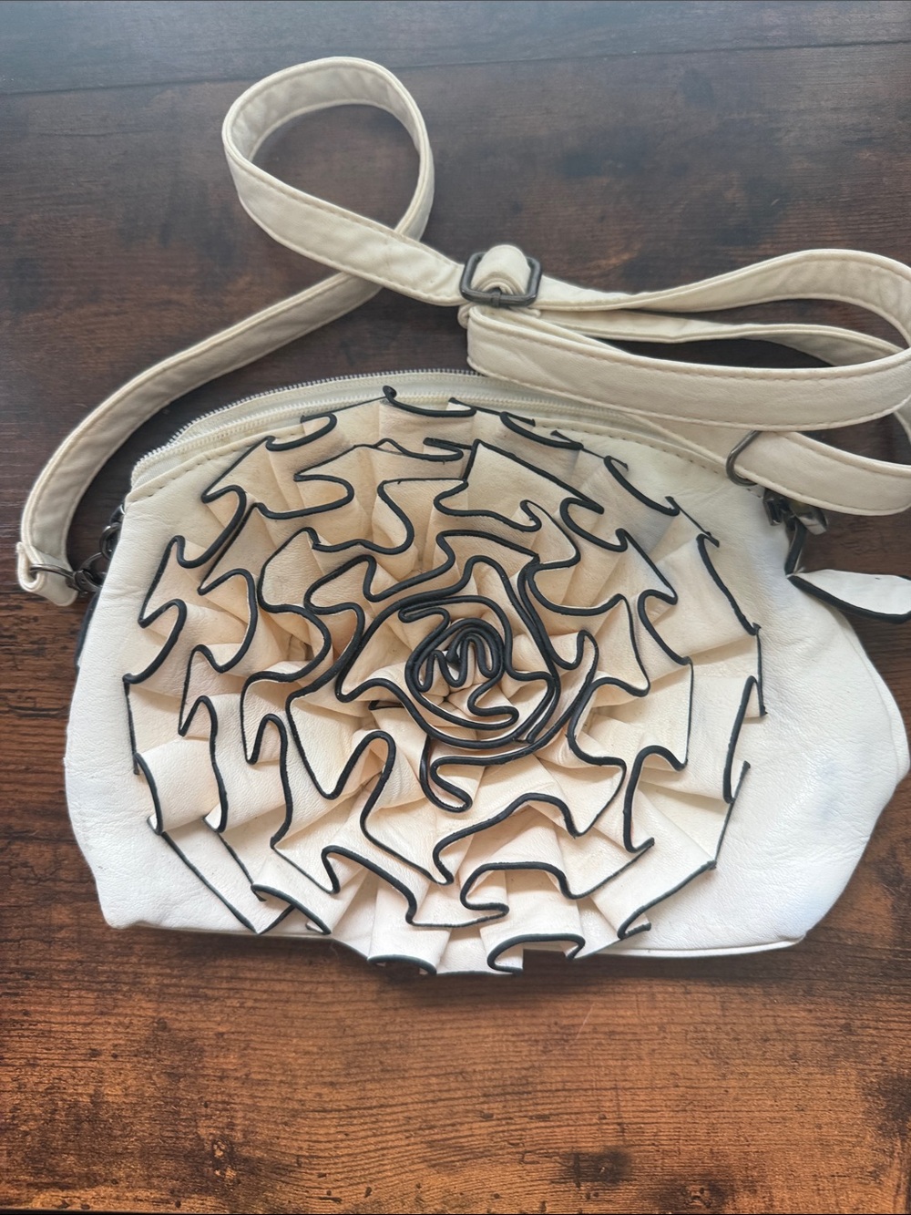 Women's Cream Floral Applique Crossbody Bag